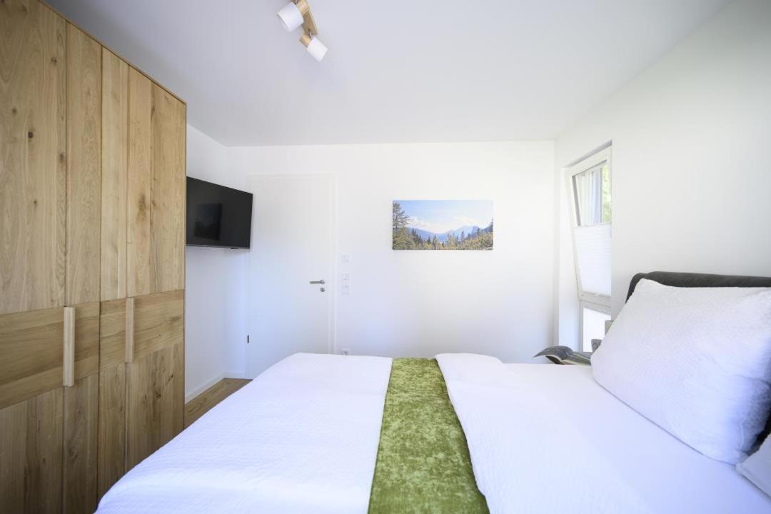 Ferienwohnung Am Kofel オーバーアマーガウ エクステリア 写真